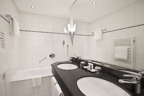 DoubleTree by Hilton Hannover Schweizerhof