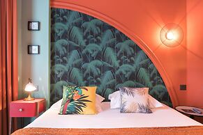 Villa Bougainville by Happyculture