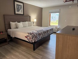 Whaler Inn and Suites