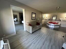 Whaler Inn and Suites