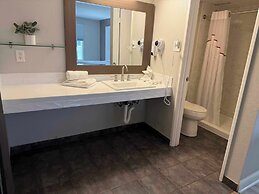 Whaler Inn and Suites