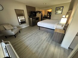 Whaler Inn and Suites