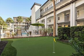 Mai Hana Hotel- Intl Drive, Trademark Collection by Wyndham