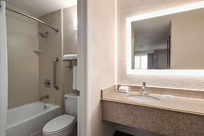 Mai Hana Hotel- Intl Drive, Trademark Collection by Wyndham