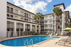 Mai Hana Hotel- Intl Drive, Trademark Collection by Wyndham