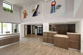 Mai Hana Hotel- Intl Drive, Trademark Collection by Wyndham