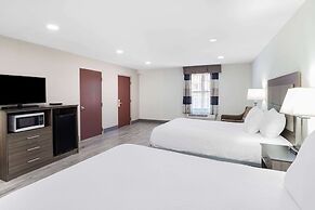 Ramada by Wyndham Hendersonville