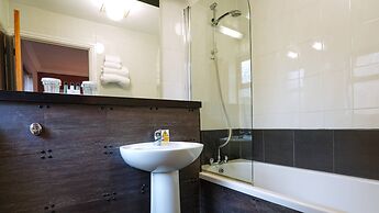 Gomersal Park Hotel