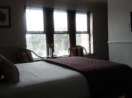 Gomersal Park Hotel