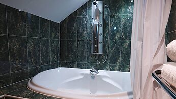 Gomersal Park Hotel