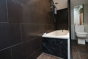 Gomersal Park Hotel