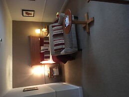Gomersal Park Hotel