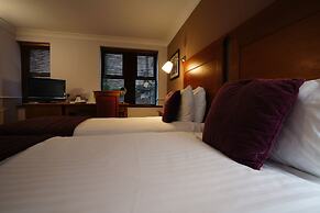 Gomersal Park Hotel