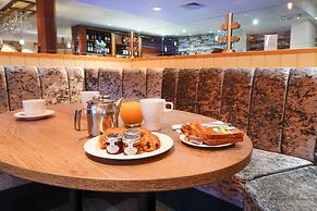 Gomersal Park Hotel