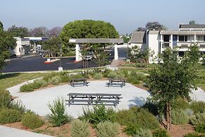 Motel 6 Claremont, CA