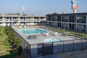 Motel 6 Claremont, CA