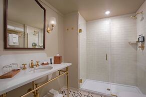 Grand Adirondack Hotel, Lake Placid, a Tribute Portfolio Hotel