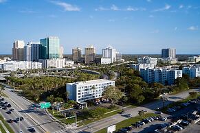 Aloft Miami Dadeland