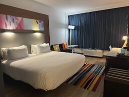 Aloft Miami Dadeland