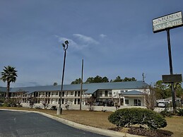 Garden Inn & Suites