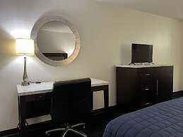 Garden Inn & Suites