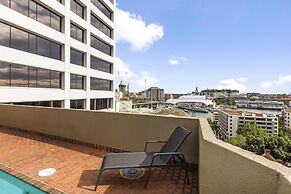 Metro Apartments on King Street