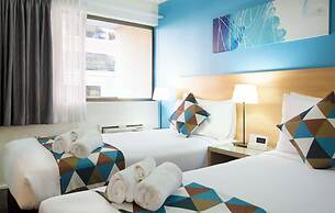 Metro Apartments on King Street