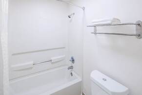 Howard Johnson by Wyndham Vicksburg