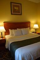 Quality Hotel & Suites At The Falls