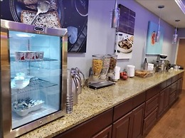 SureStay Plus Hotel by Best Western Plano