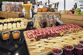 Hotel Madrid Chamartín Affiliated by Meliá