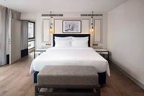 Radisson Hotel Chateau de Bangkok