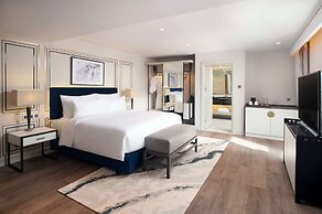 Radisson Hotel Chateau de Bangkok