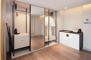 Radisson Hotel Chateau de Bangkok