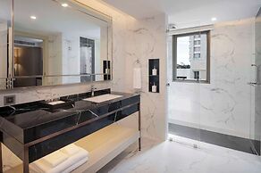 Radisson Hotel Chateau de Bangkok