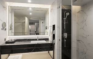 Radisson Hotel Chateau de Bangkok