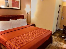 Americas Best Value Inn Tulsa at I-44