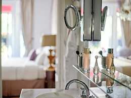 Hôtel Plaza Athénée - Dorchester Collection