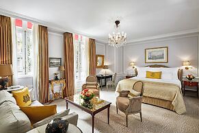 Hôtel Plaza Athénée - Dorchester Collection