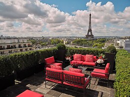Hôtel Plaza Athénée - Dorchester Collection