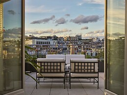 Hôtel Plaza Athénée - Dorchester Collection