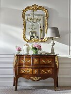 Hôtel Plaza Athénée - Dorchester Collection