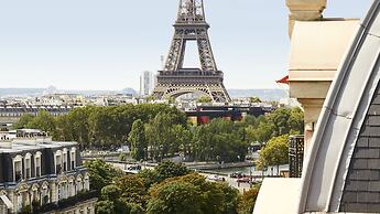 Hôtel Plaza Athénée - Dorchester Collection