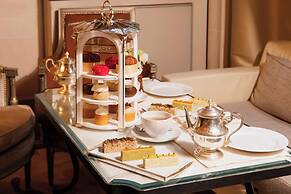 Hôtel Plaza Athénée - Dorchester Collection