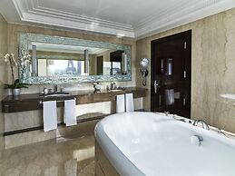 Hôtel Plaza Athénée - Dorchester Collection