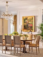 Hôtel Plaza Athénée - Dorchester Collection