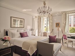 Hôtel Plaza Athénée - Dorchester Collection