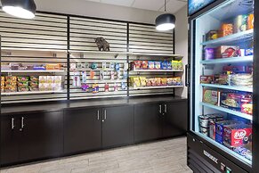 La Quinta Inn by Wyndham Buffalo Airport