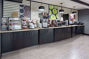 La Quinta Inn by Wyndham Buffalo Airport