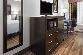 La Quinta Inn by Wyndham Buffalo Airport